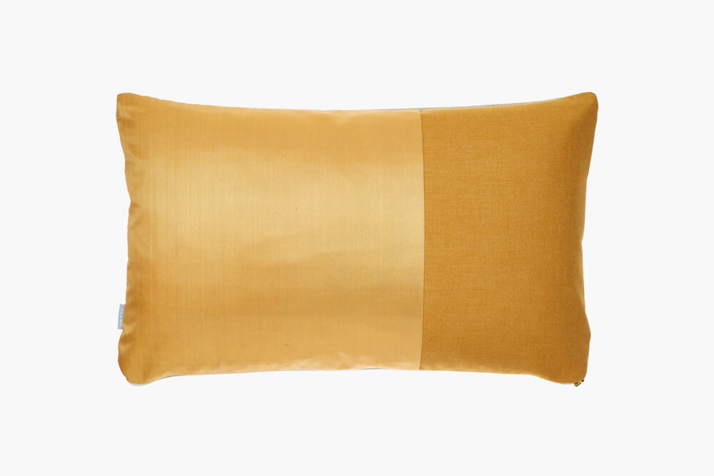 Schönes Couchkissen in gold-gelb, aus Seide, Wolle und Leinen, 30x40 cm, 40x60 cm und viele weitere Größen